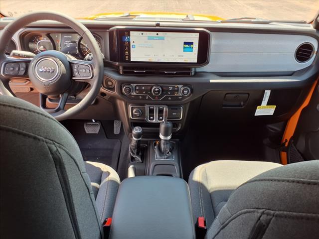new 2025 Jeep Wrangler car, priced at $43,417