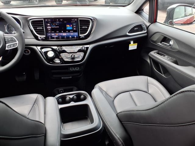 new 2025 Chrysler Voyager car, priced at $41,926