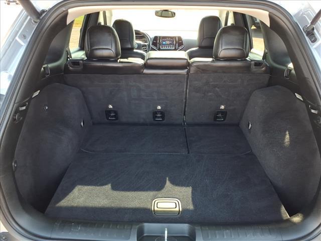 used 2019 Jeep Cherokee car, priced at $19,995