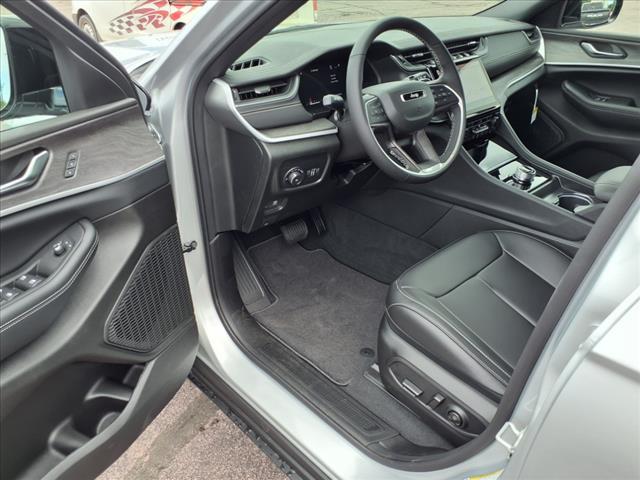 new 2025 Jeep Grand Cherokee L car, priced at $53,114
