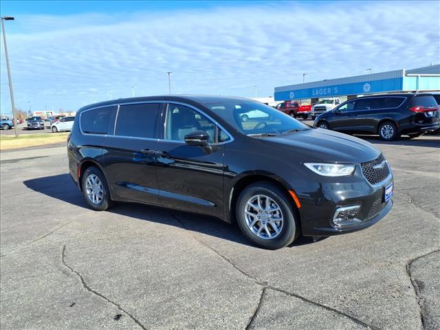 new 2026 Chrysler Pacifica car, priced at $42,899