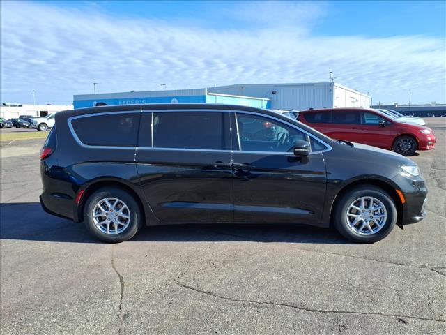 new 2026 Chrysler Pacifica car, priced at $42,899