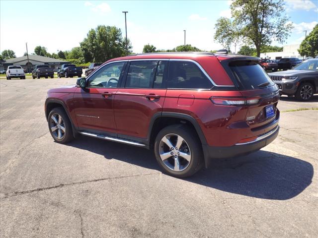 used 2022 Jeep Grand Cherokee car, priced at $34,998