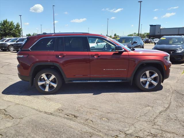 used 2022 Jeep Grand Cherokee car, priced at $34,998