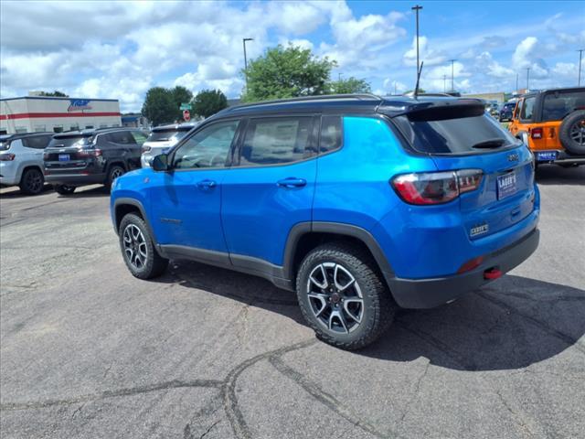new 2025 Jeep Compass car, priced at $37,160