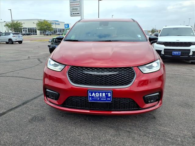 new 2026 Chrysler Pacifica car, priced at $45,299