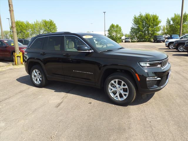 used 2023 Jeep Grand Cherokee car, priced at $39,250