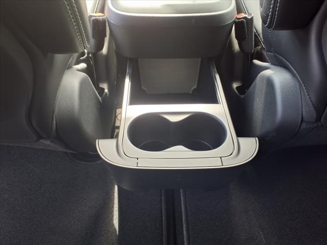 new 2025 Chrysler Pacifica car, priced at $44,713