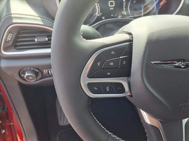 new 2025 Chrysler Pacifica car, priced at $44,713