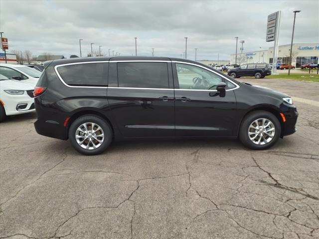 new 2024 Chrysler Pacifica car, priced at $43,499