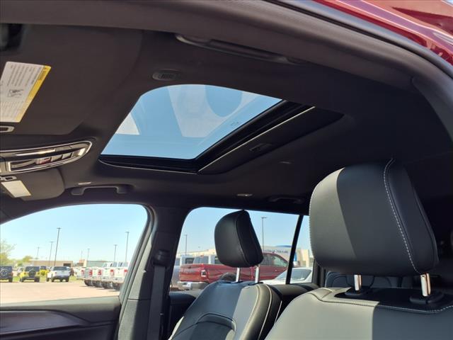 new 2025 Jeep Grand Cherokee L car, priced at $50,017
