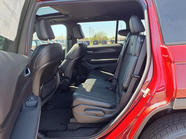 new 2025 Jeep Grand Cherokee L car, priced at $50,017