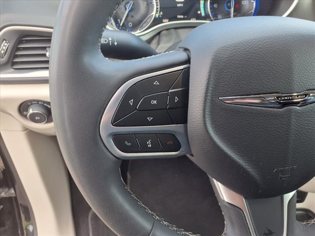used 2023 Chrysler Pacifica car, priced at $23,995