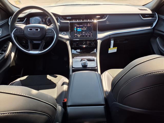 new 2025 Jeep Grand Cherokee car, priced at $48,781