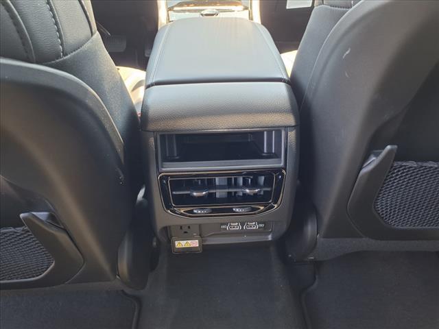 new 2025 Jeep Grand Cherokee car, priced at $48,781