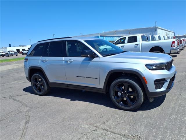 new 2025 Jeep Grand Cherokee car, priced at $48,781