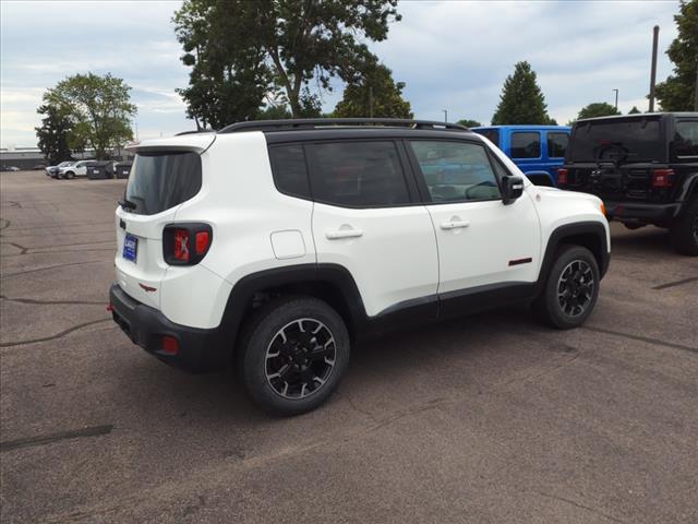 new 2023 Jeep Renegade car, priced at $30,995