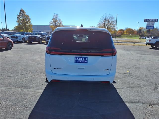 new 2026 Chrysler Pacifica car, priced at $47,999