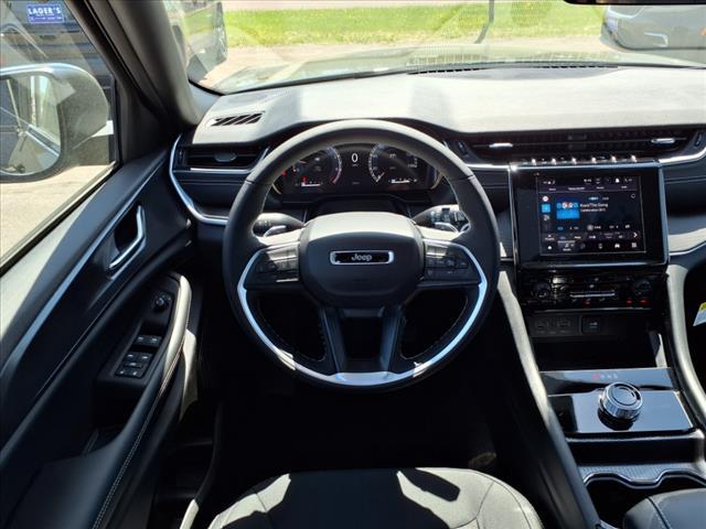 new 2025 Jeep Grand Cherokee car, priced at $44,566