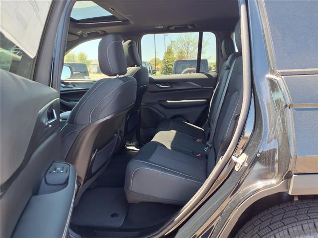 new 2025 Jeep Grand Cherokee car, priced at $44,566