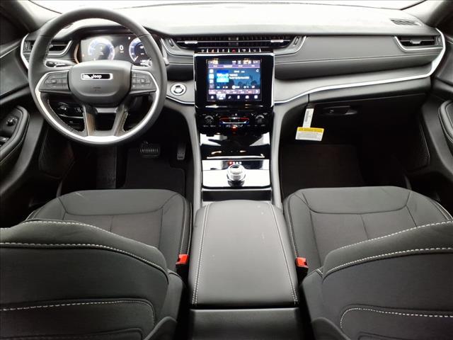 new 2025 Jeep Grand Cherokee car, priced at $41,299