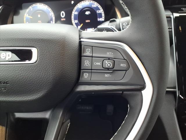 new 2025 Jeep Grand Cherokee car, priced at $41,299