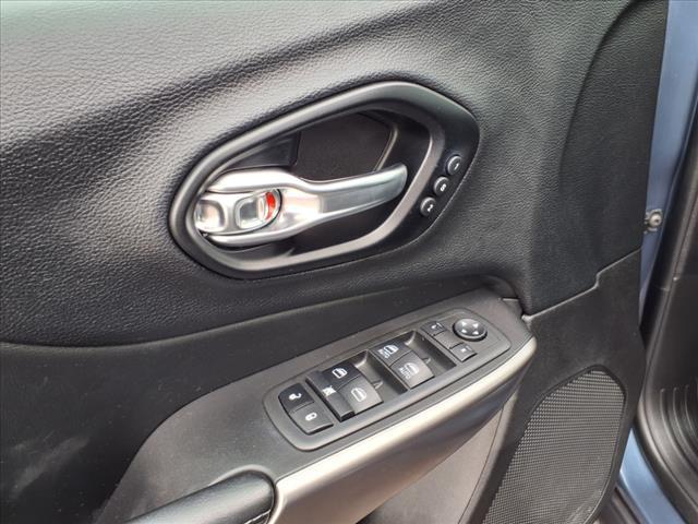 used 2021 Jeep Cherokee car, priced at $19,995