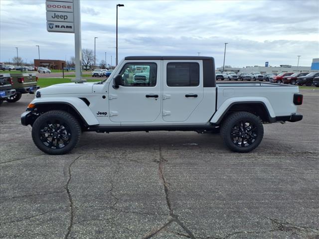 new 2025 Jeep Gladiator car, priced at $45,295