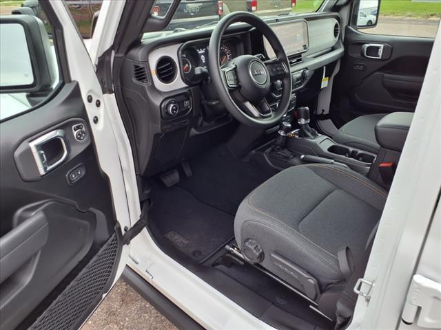 new 2025 Jeep Gladiator car, priced at $45,295