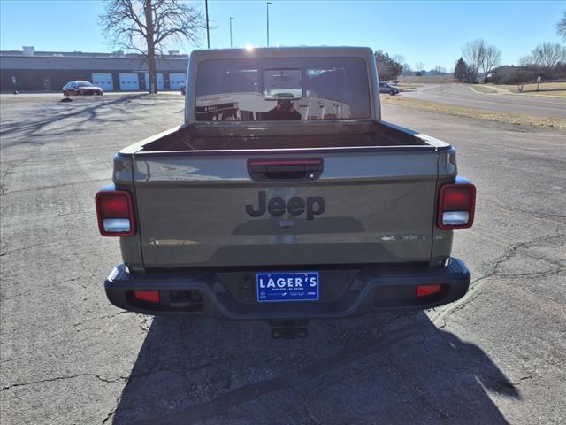 new 2025 Jeep Gladiator car, priced at $45,865