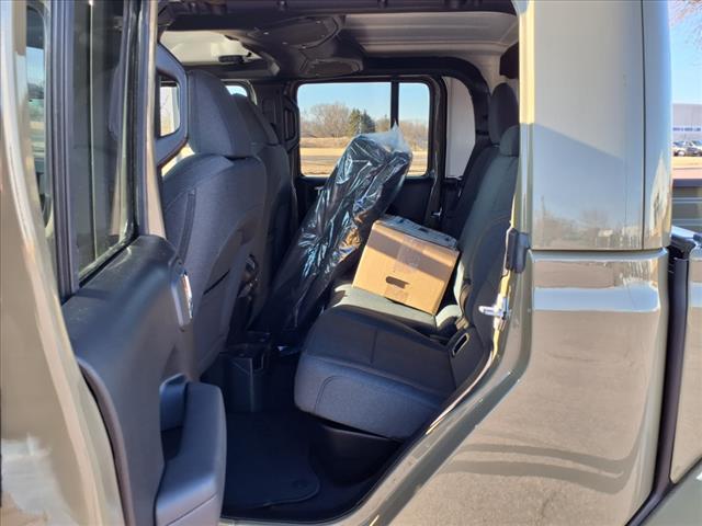 new 2025 Jeep Gladiator car, priced at $45,865