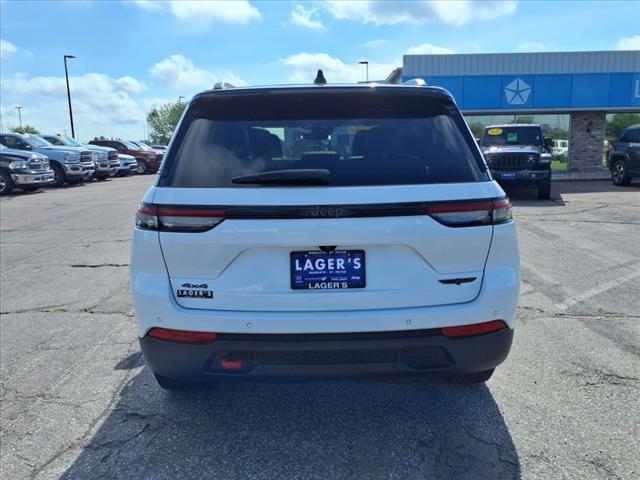 used 2022 Jeep Grand Cherokee car, priced at $38,995