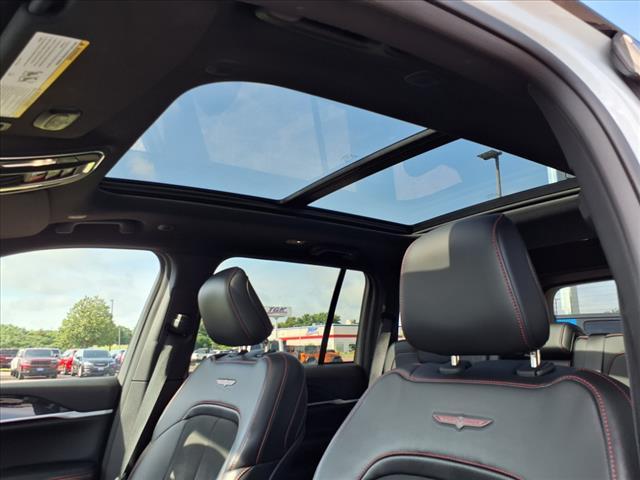 used 2022 Jeep Grand Cherokee car, priced at $38,995