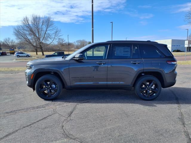 new 2025 Jeep Grand Cherokee car, priced at $49,891