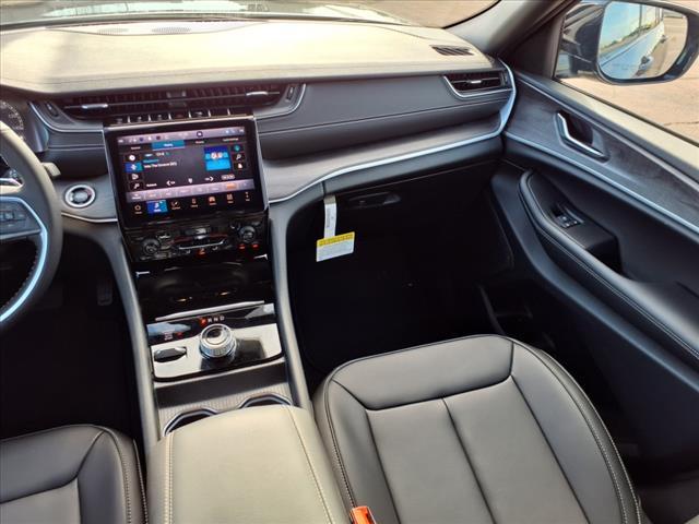 new 2025 Jeep Grand Cherokee car, priced at $49,891
