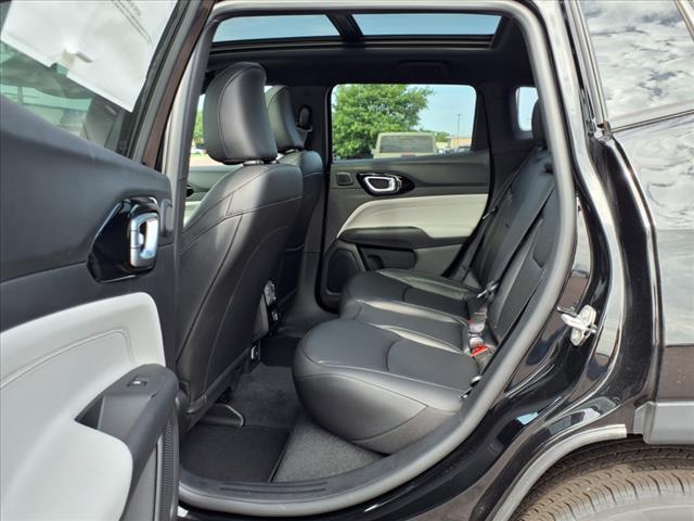 new 2025 Jeep Compass car, priced at $37,440