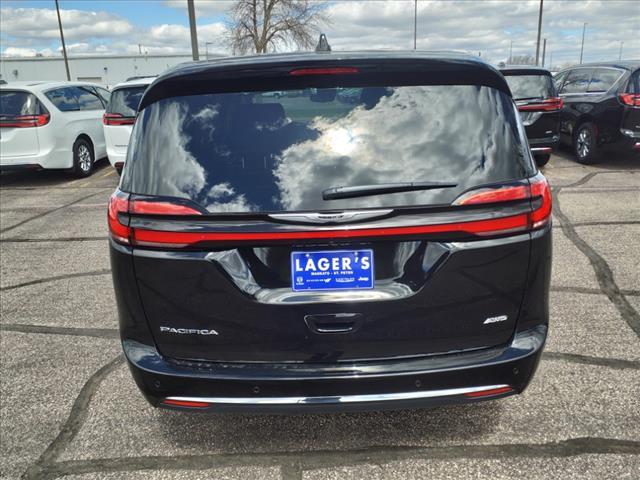 new 2024 Chrysler Pacifica car, priced at $42,099