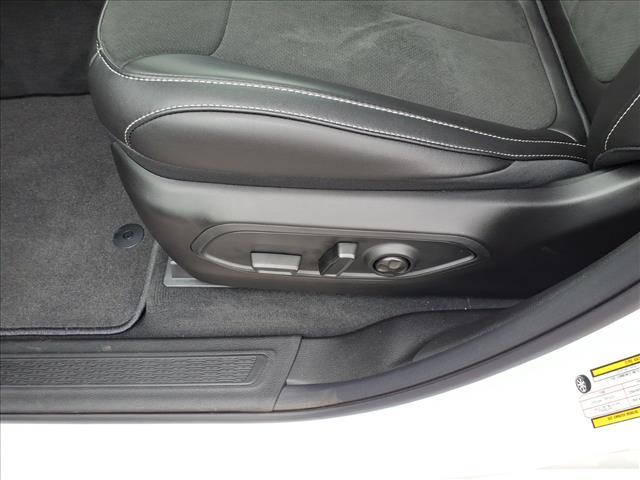 new 2025 Jeep Grand Cherokee car, priced at $43,799