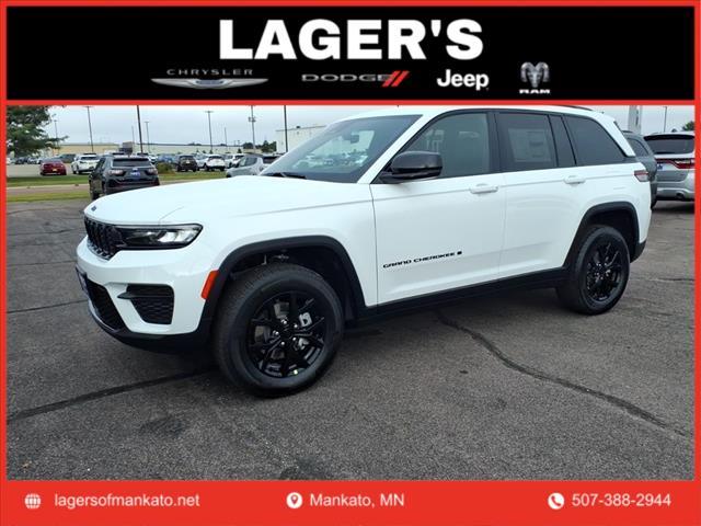 new 2025 Jeep Grand Cherokee car, priced at $44,555