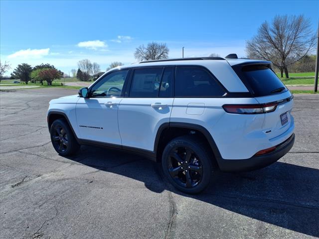 new 2025 Jeep Grand Cherokee car, priced at $47,664