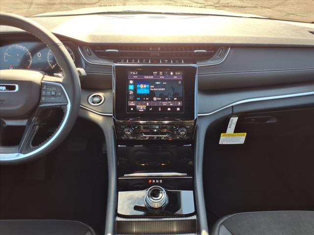 new 2025 Jeep Grand Cherokee car, priced at $47,664