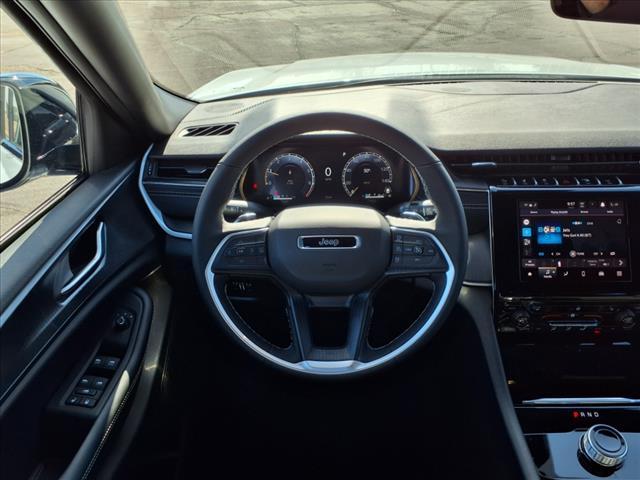 new 2025 Jeep Grand Cherokee car, priced at $47,664