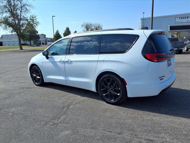 used 2025 Chrysler Pacifica car, priced at $39,995