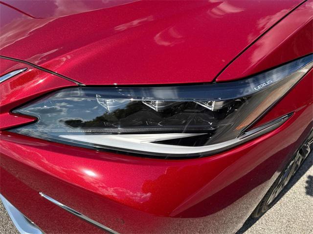 new 2025 Lexus ES 350 car, priced at $54,849
