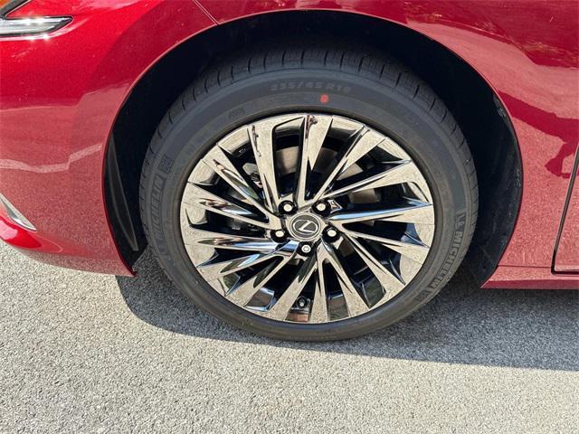 new 2025 Lexus ES 350 car, priced at $54,849