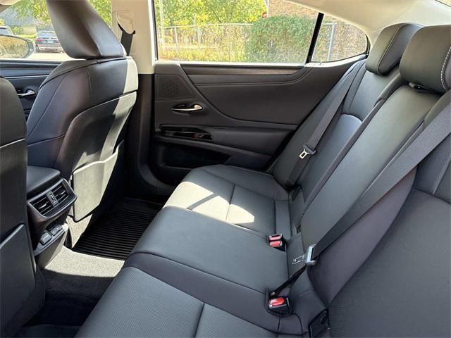 used 2025 Lexus ES 350 car, priced at $43,995