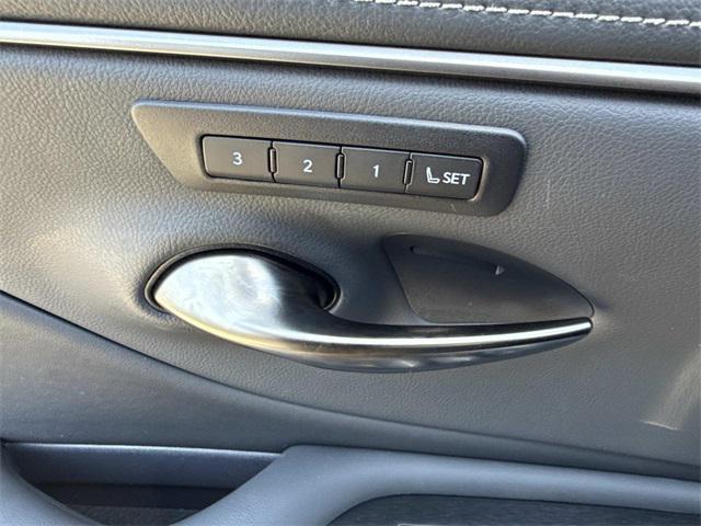 used 2025 Lexus ES 350 car, priced at $43,995