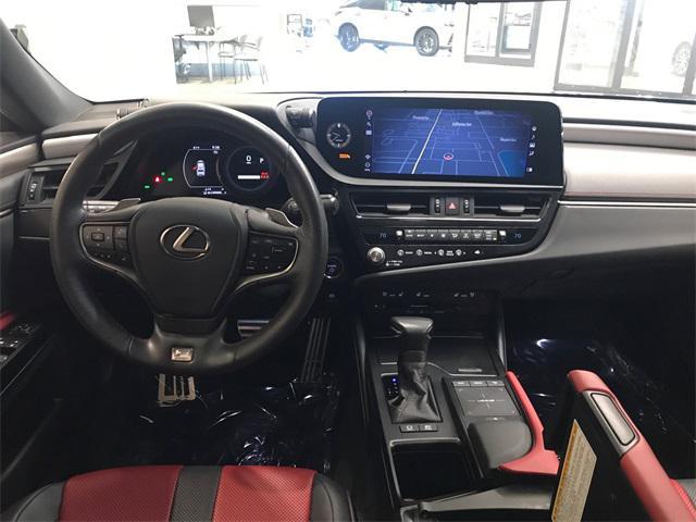 used 2022 Lexus ES 300h car, priced at $40,995