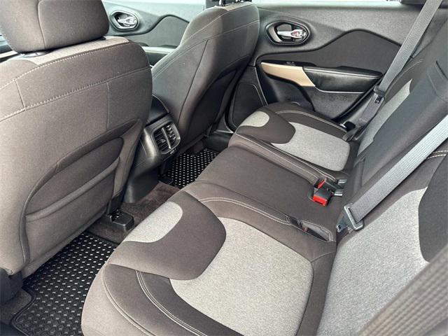 used 2018 Jeep Cherokee car, priced at $14,995