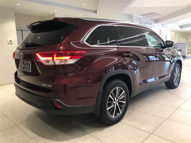 used 2019 Toyota Highlander car, priced at $31,995